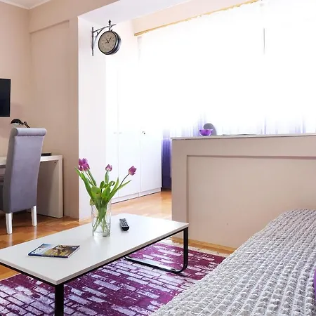 Sava Square 아파트 *